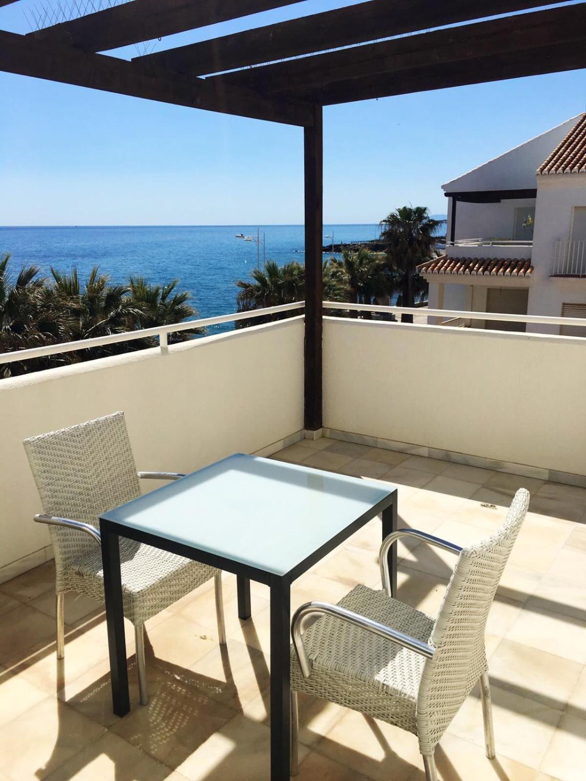 Appartamento Fuentes De Nerja Esterno foto