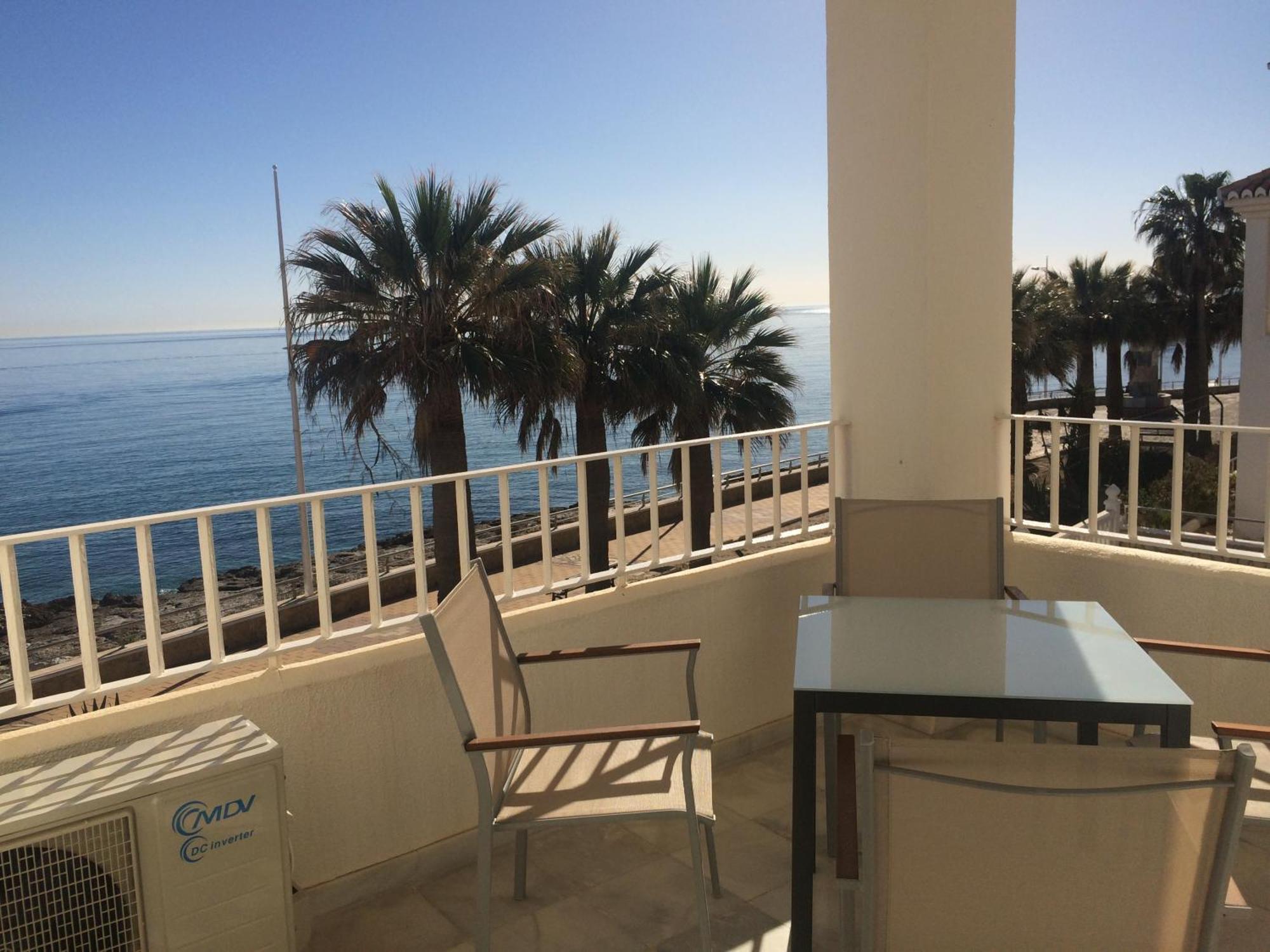 Appartamento Fuentes De Nerja Esterno foto
